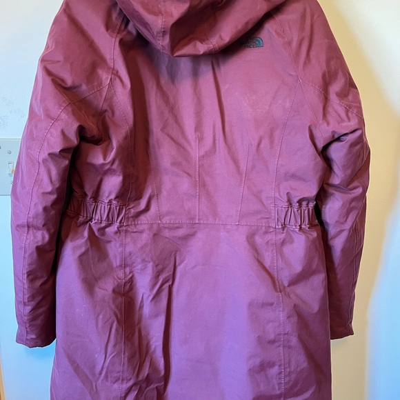 The North Face Maroon Winter Jacket - Picture 5 of 6